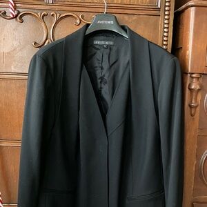 Striking Lafayette 148 Black Wool Retro Style Jacket